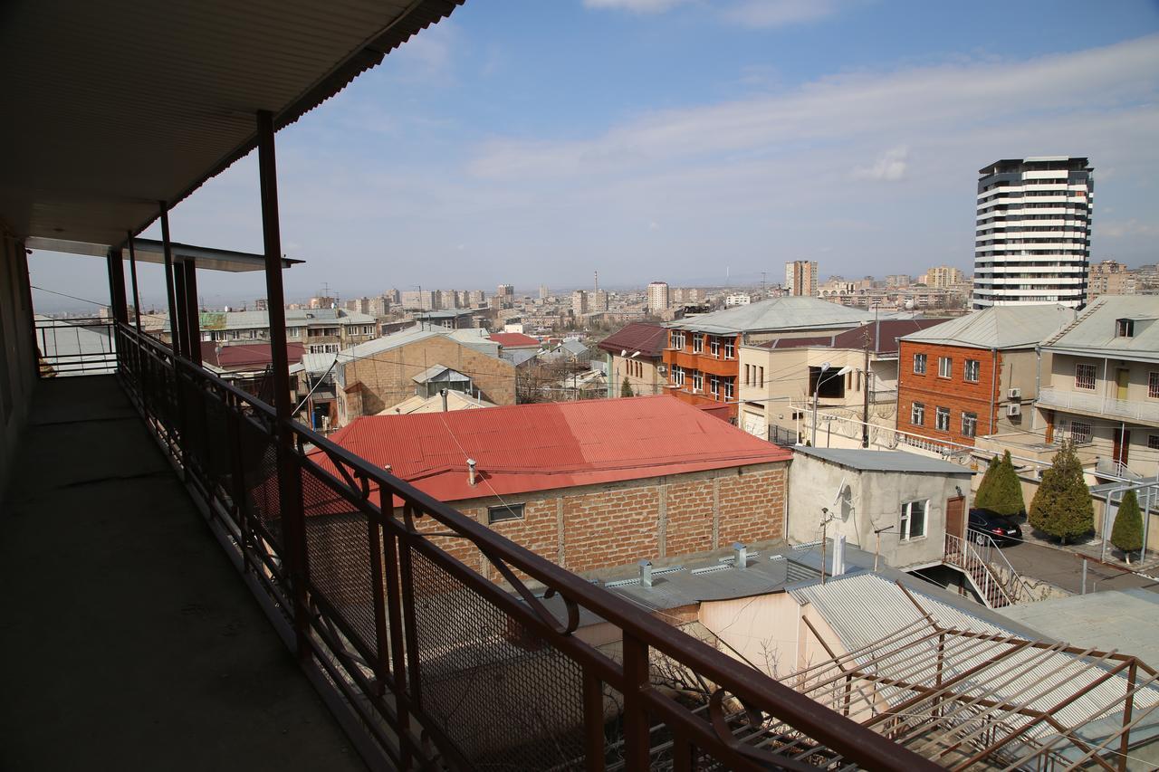 Hotel For You Yerevan Exterior photo