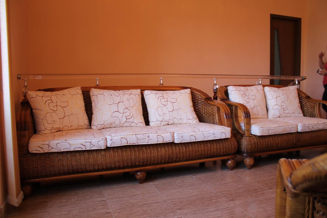 Hotel For You Yerevan Exterior photo